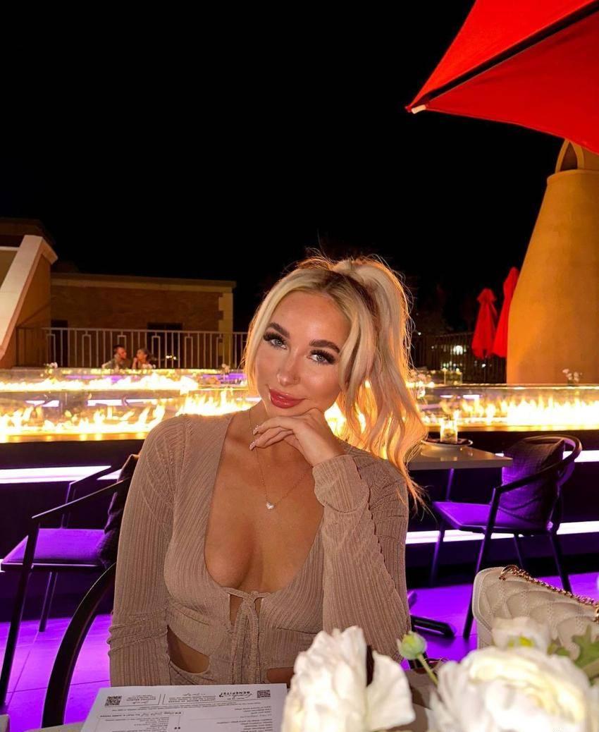 Profil de Ava à Bourg-en-Bresse (01000)