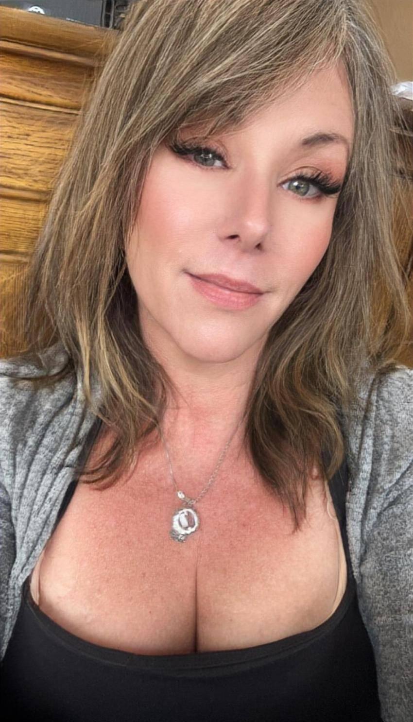 Profil de Lola à Valence (26000)