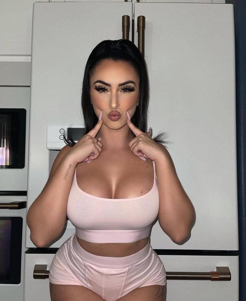 Profil de Léna à Angoulême (16000)